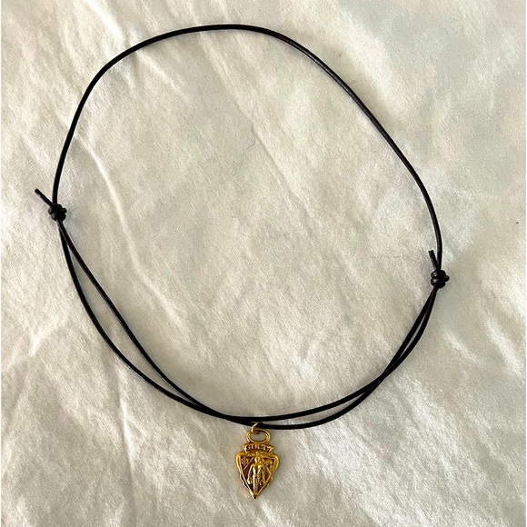 Authentic Gucci charm on an adjustable leather necklace - Picture 1 of 3